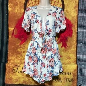 ILLA ILLA-women’s white/floral short sleeve mini romper dress